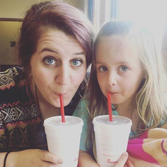 Meet your Posher, Lindsey - Picture 1 of 1